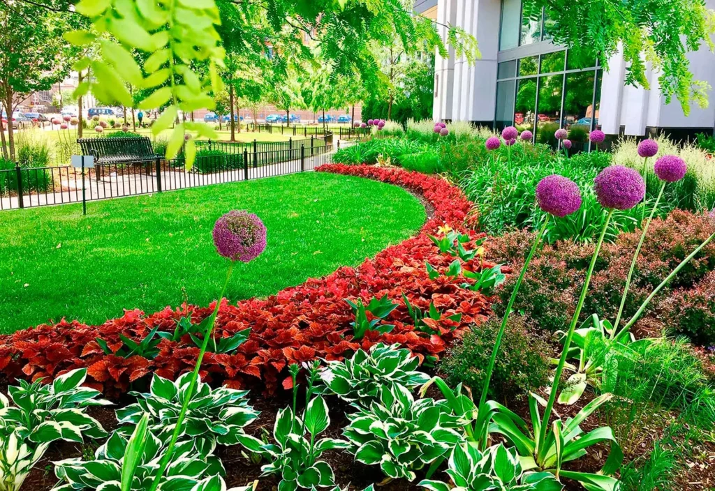 Commercial maintenance Landscaping and Lawn Care Services | PRO Land | Snow | Grand Forks, MN